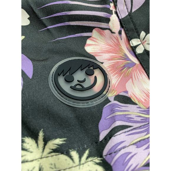 NEFF Board Shorts Mens Black Floral Shorts Size XL shorts - Picture 8 of 9